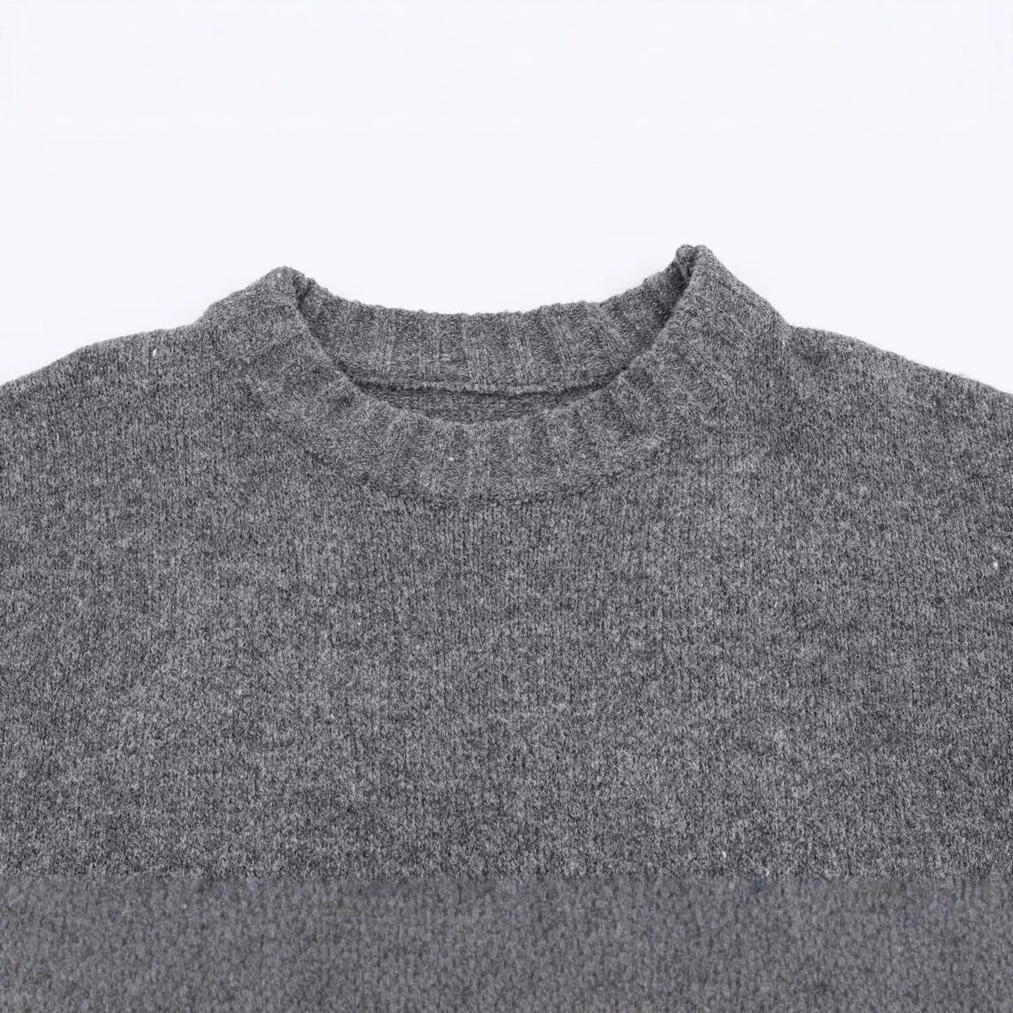 Round neck long sleeved loose fitting pullover knitted sweater for women